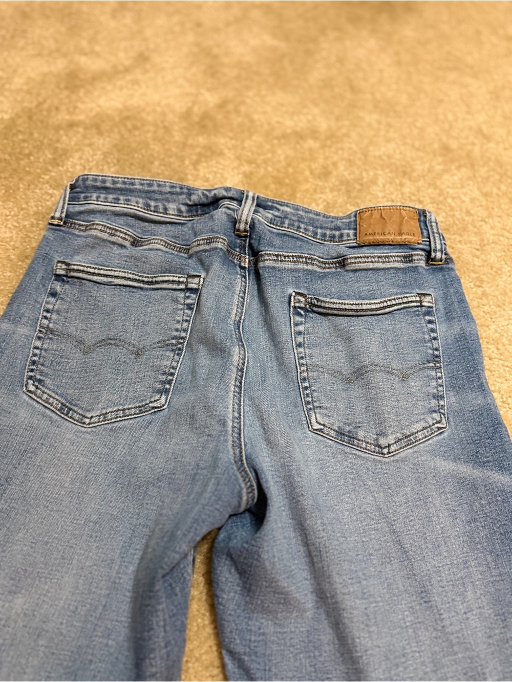 American Eagle Light Wash Straight Leg Jeans - Blue - Picture 6 of 6